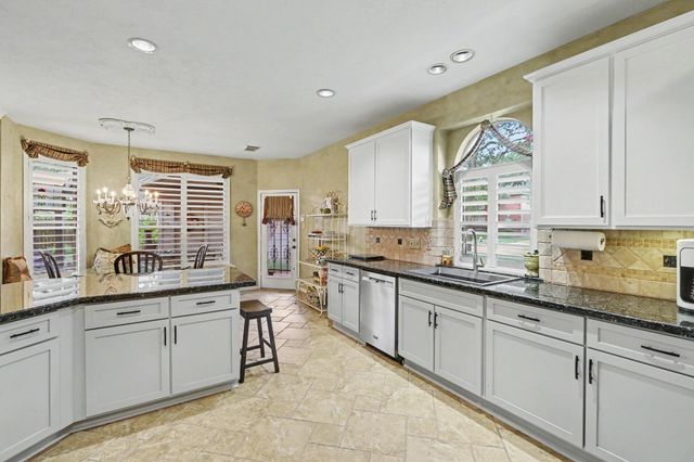19419 Allview Lane, Houston, TX 77094