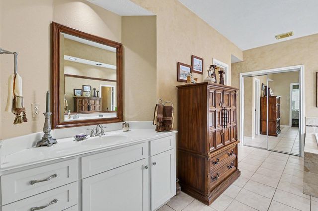 19419 Allview Lane, Houston, TX 77094