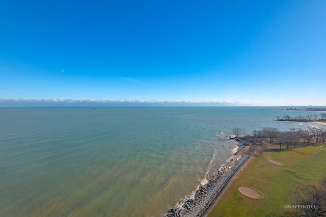 6700 S South Shore Drive 22B, Chicago, IL 60649