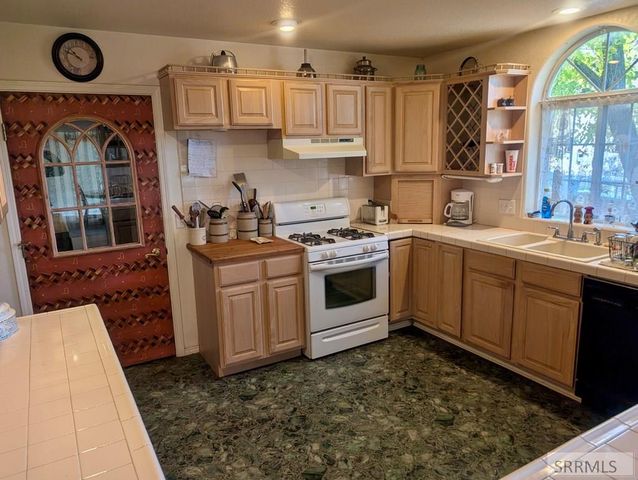 112 W Bluebird Circle, Salmon, ID 83467