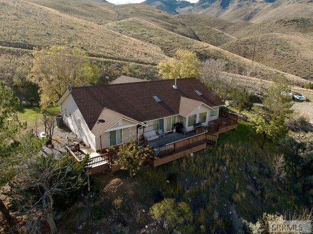 112 W Bluebird Circle, Salmon, ID 83467