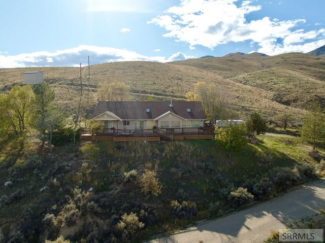 112 W Bluebird Circle, Salmon, ID 83467
