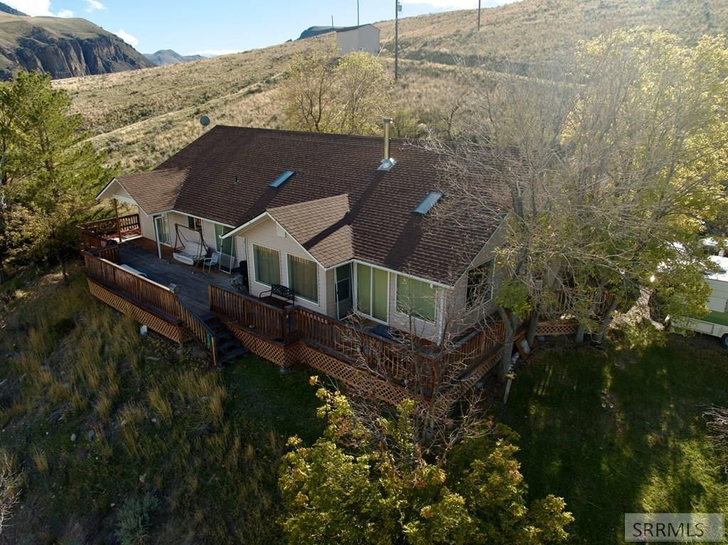 112 W Bluebird Circle, Salmon, ID 83467