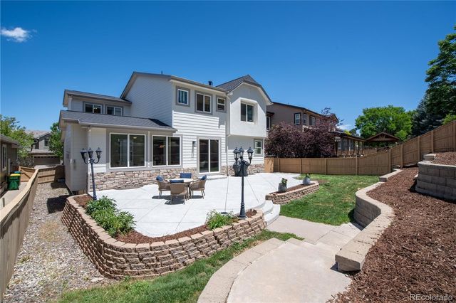 2550 Shadecrest Place, Littleton, CO 80126