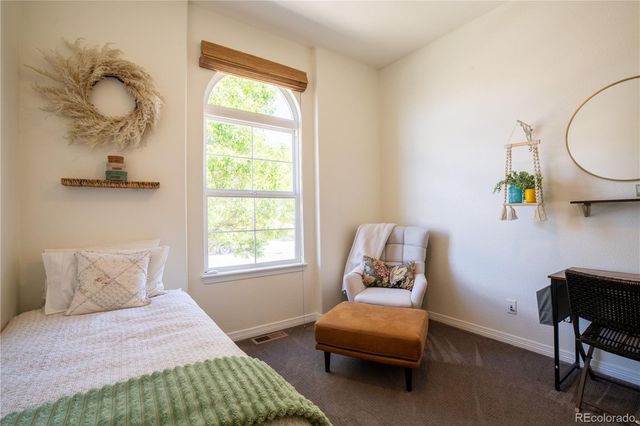 2550 Shadecrest Place, Littleton, CO 80126