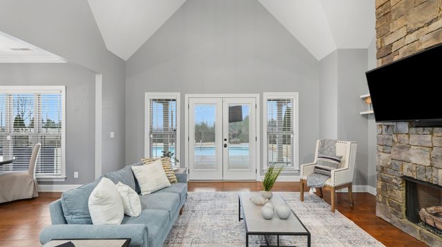 76 Tuscany Village Drive, Ringgold, GA 30736