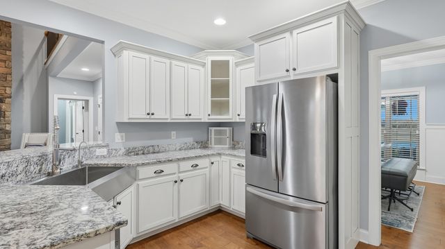 76 Tuscany Village Drive, Ringgold, GA 30736