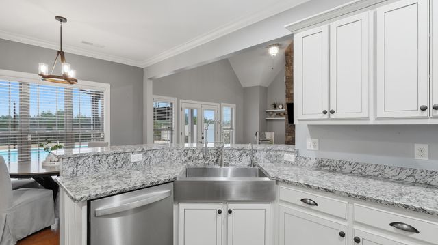 76 Tuscany Village Drive, Ringgold, GA 30736