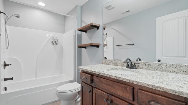 76 Tuscany Village Drive, Ringgold, GA 30736