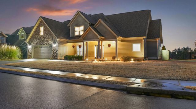 76 Tuscany Village Drive, Ringgold, GA 30736