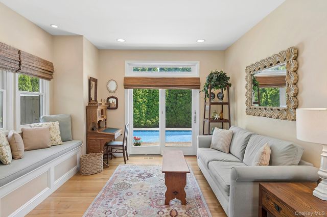 58 Cliff Drive, Sag Harbor, NY 11963