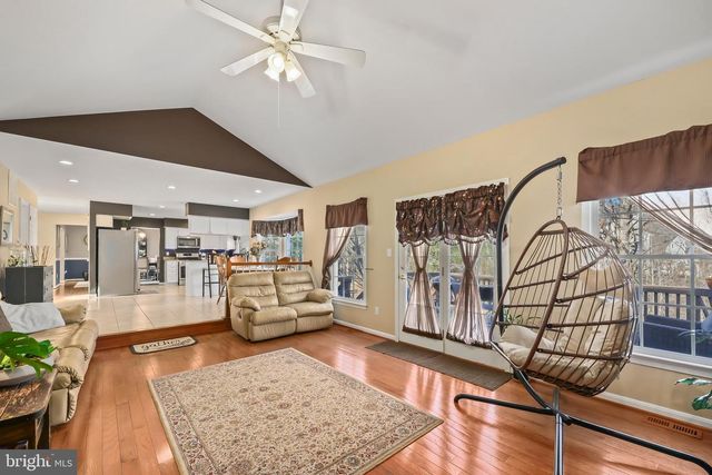 1 BARLOW HOUSE CT, Stafford, VA 22554