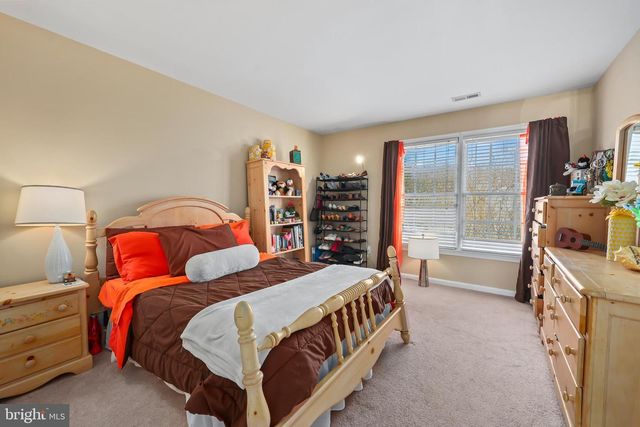 1 BARLOW HOUSE CT, Stafford, VA 22554