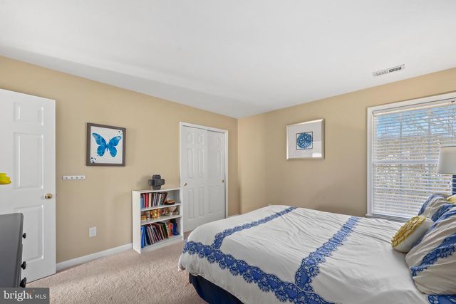 1 BARLOW HOUSE CT, Stafford, VA 22554