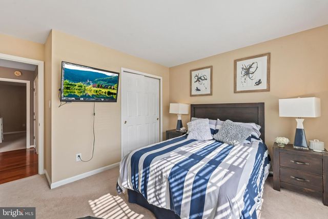 1 BARLOW HOUSE CT, Stafford, VA 22554