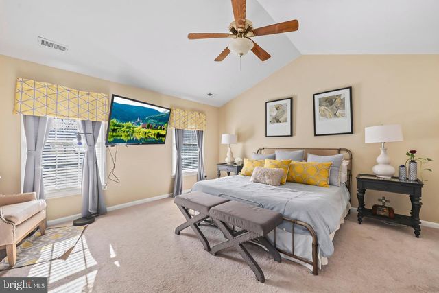 1 BARLOW HOUSE CT, Stafford, VA 22554