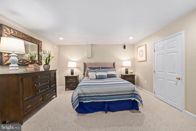 1 BARLOW HOUSE CT, Stafford, VA 22554