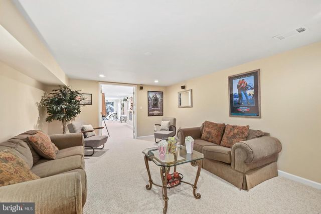 1 BARLOW HOUSE CT, Stafford, VA 22554