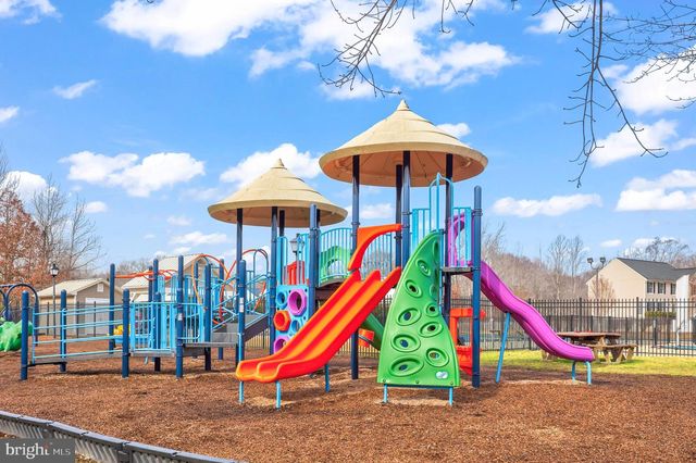 1 BARLOW HOUSE CT, Stafford, VA 22554