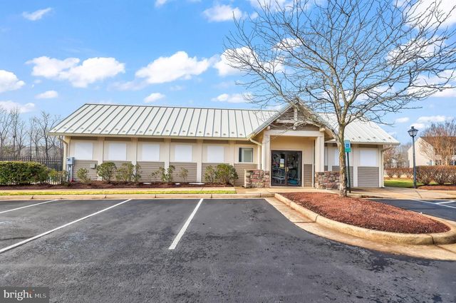 1 BARLOW HOUSE CT, Stafford, VA 22554