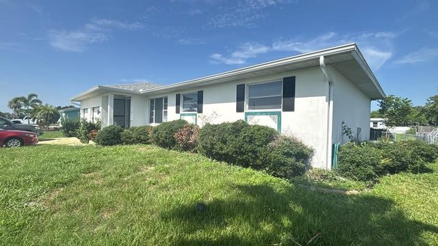 422 READING STREET NW, Port Charlotte, FL 33952
