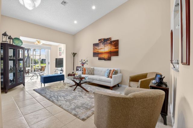 6210 Heliconia Road, Delray Beach, FL 33484