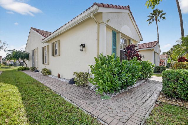 6210 Heliconia Road, Delray Beach, FL 33484