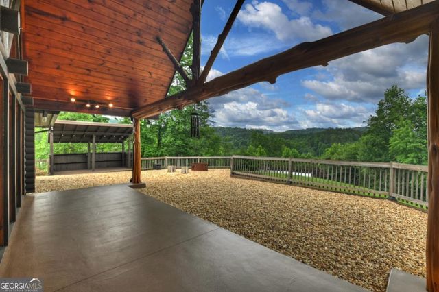 328 Arapaho Walk, Mineral Bluff, GA 30559