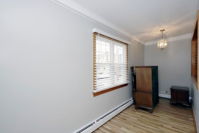 79 Woodlawn St, Fall River, MA 02720