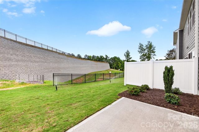 606 Webster Lane, Cramerton, NC 28032