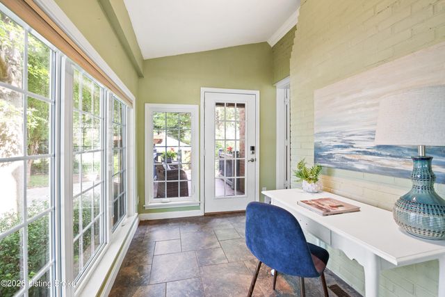 1609 Trevilian Way, Louisville, KY 40205