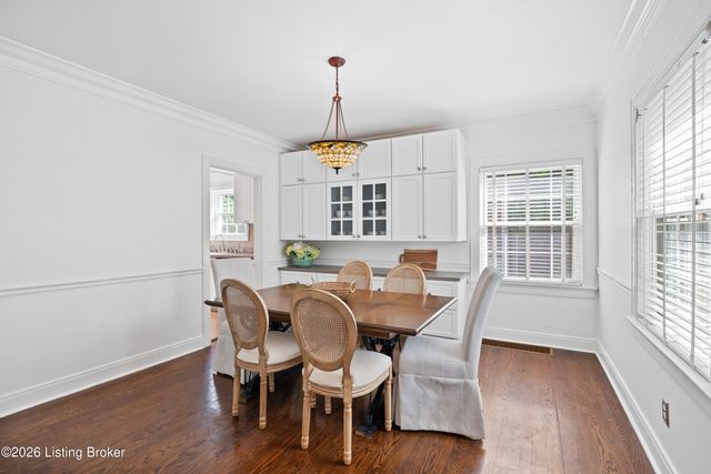 1609 Trevilian Way, Louisville, KY 40205