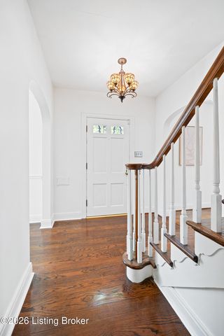 1609 Trevilian Way, Louisville, KY 40205