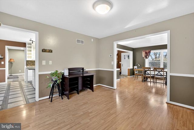 114 W CARDIFF CT W, Newark, DE 19711