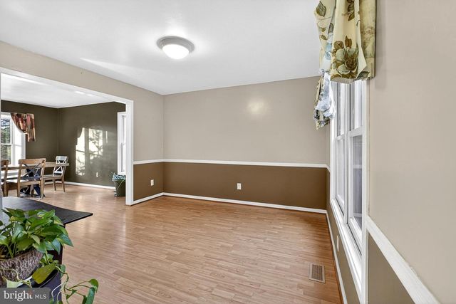 114 W CARDIFF CT W, Newark, DE 19711