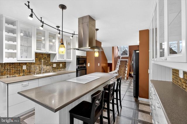 114 W CARDIFF CT W, Newark, DE 19711