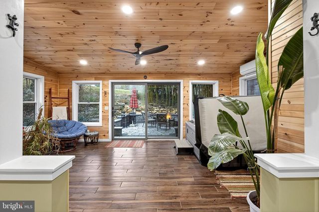 114 W CARDIFF CT W, Newark, DE 19711