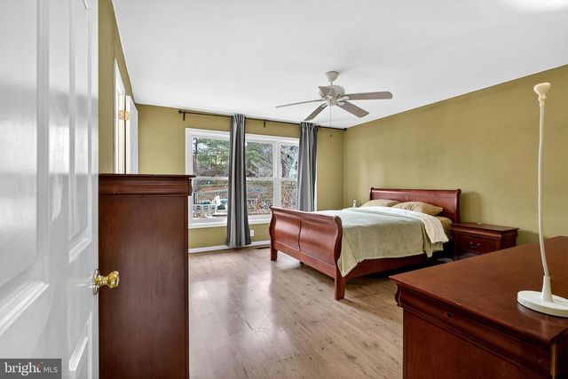 114 W CARDIFF CT W, Newark, DE 19711