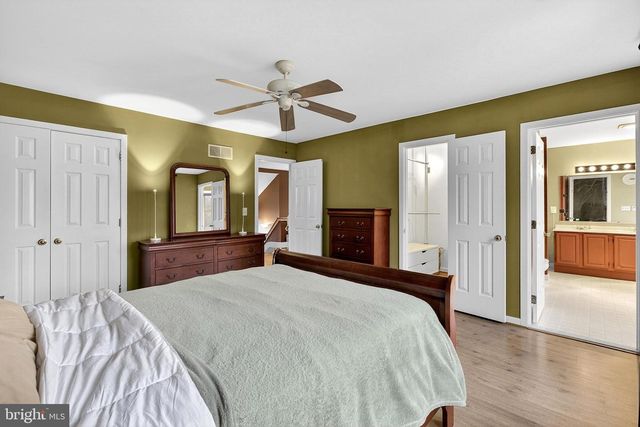 114 W CARDIFF CT W, Newark, DE 19711