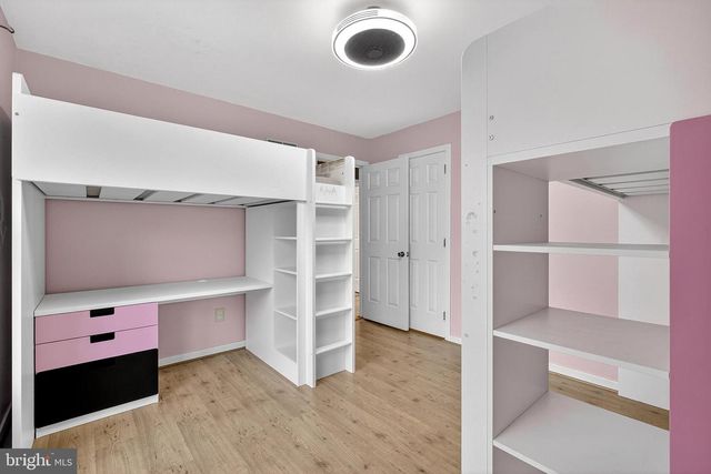 114 W CARDIFF CT W, Newark, DE 19711