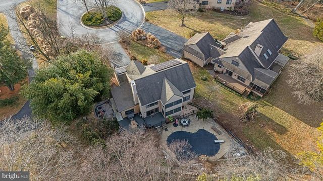 114 W CARDIFF CT W, Newark, DE 19711