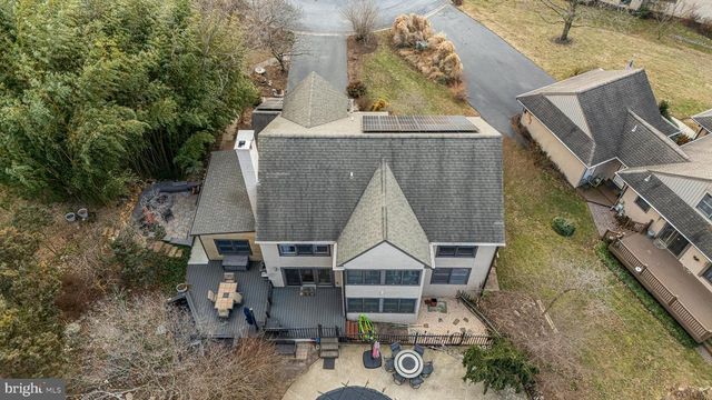 114 W CARDIFF CT W, Newark, DE 19711