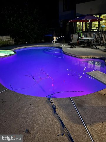 114 W CARDIFF CT W, Newark, DE 19711