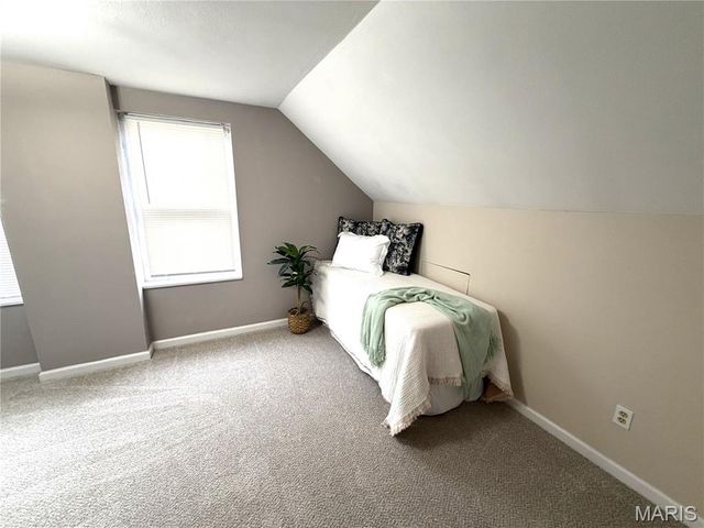 725 Lee, Belleville, IL 62221