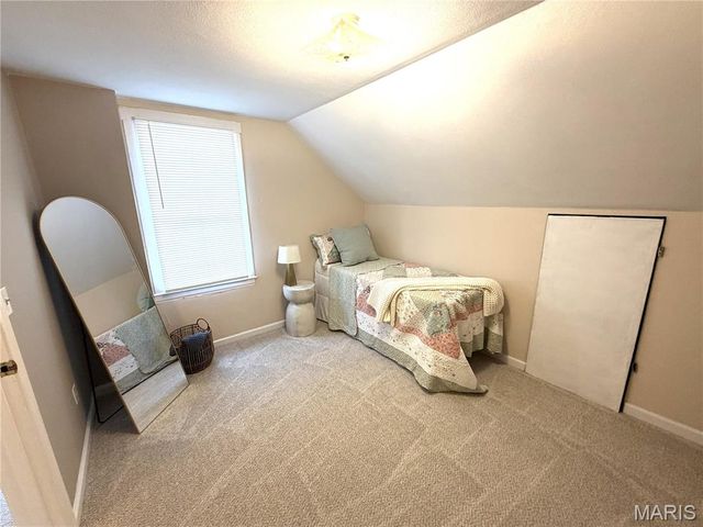 725 Lee, Belleville, IL 62221