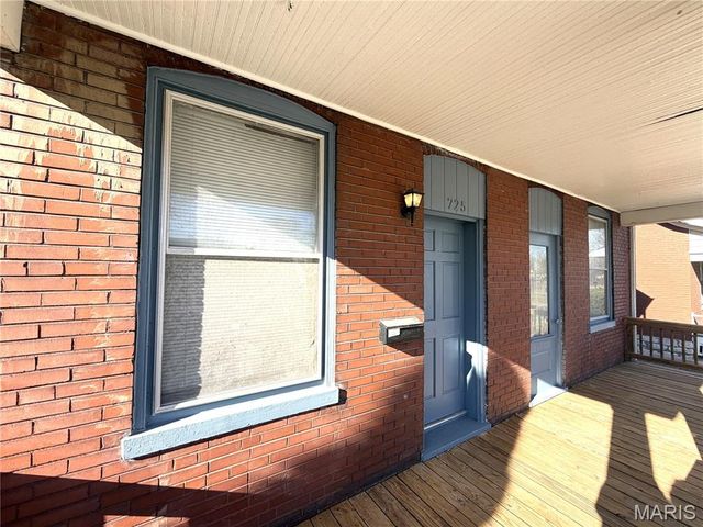 725 Lee, Belleville, IL 62221