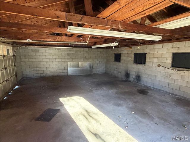 725 Lee, Belleville, IL 62221