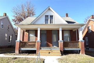 725 Lee, Belleville, IL 62221