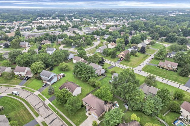 10131 Hounsdale Drive, Pickerington, OH 43147