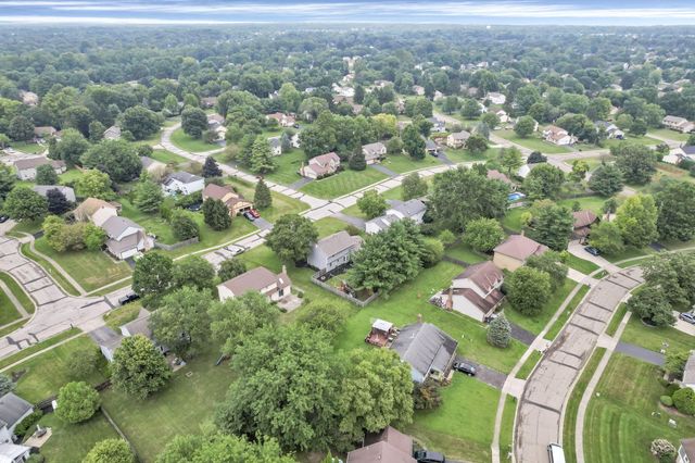 10131 Hounsdale Drive, Pickerington, OH 43147
